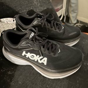 HOKA BONDI 8